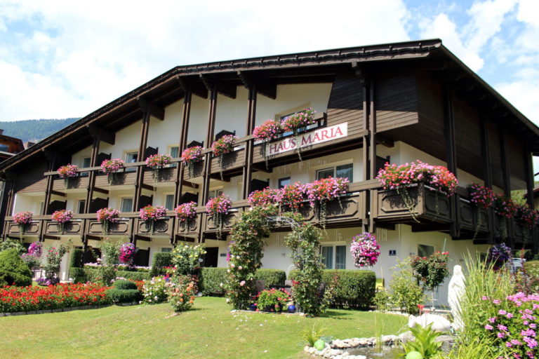 Pension Haus Maria großer Garten